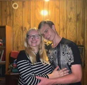 Meet your Posher, Ashlyn leeann